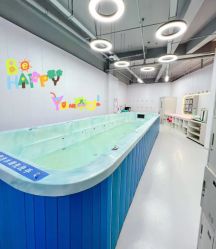 -海豚湾婴儿游泳(塘沽店)