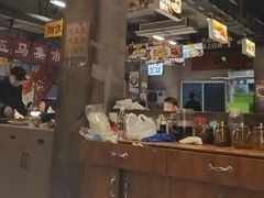 -五马集·海鲜·温州大牌档(黑金冠五马街十字路口店)