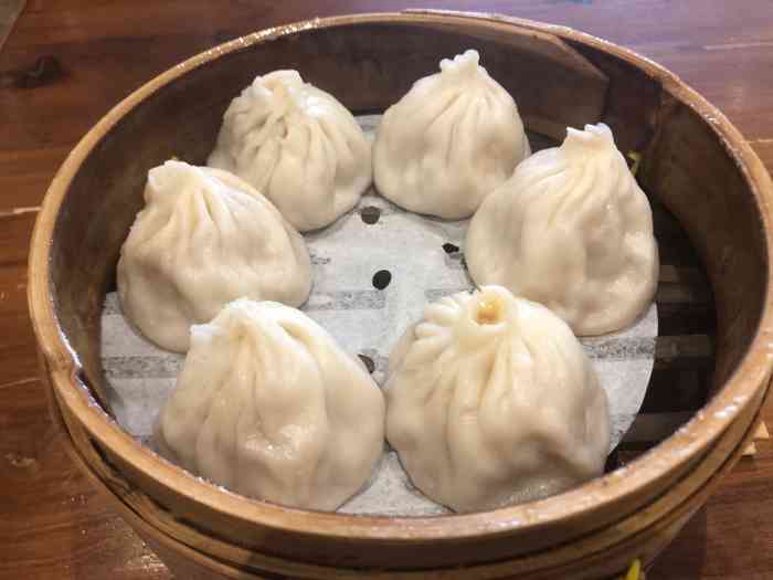 富麦小笼(天山西路店)-"在外面办事,随便附近找了家店觅食.外部.