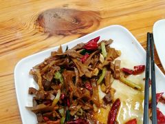笋干炒肉-白水洋瓦罐(特房·五缘尚座店)