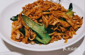 Dry-Fried Beef Rice Noodles (Rice Vermicelli)