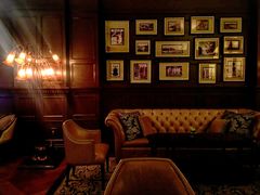 -LONG BAR 廊吧(外滩华尔道夫酒店)