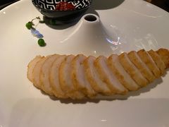 手打香滑鱼饼-凤凰湘语(浦东旗舰店)
