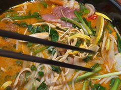 -银米·云南传统过桥米线(双廊黑金冠店)