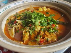 -魏铭鱼头捞饭(晋阳路店)