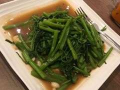 -The Dishes Seafood & Restaurant