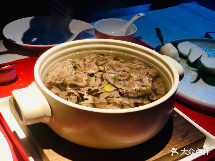 桂语山房高级餐厅泉水牛肉图片