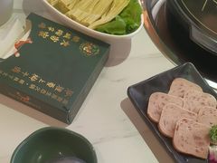 -狐狸爱上椰子鸡(滨江星光大道店)