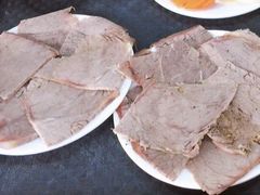 -马德元纯汤牛肉面(太奥广场店)
