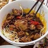 辣哭我[笑哭]重庆坠辣的鬼椒鸡🐔确实有点费饭🔥