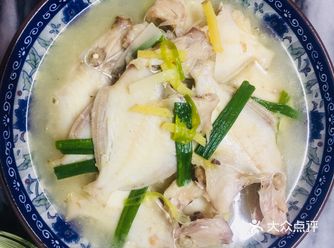 回老家️第一天晚餐亲自下厨做饭给家里人吃 图️：剥皮
