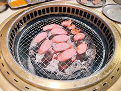 -蚂蚁洞·烤肉大营地(上海静安大悦城店)