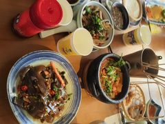 -包整·丝娃娃(一览甲秀楼风景店)