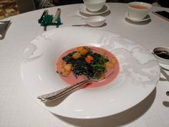酥脆鱼汤浸菜苗-誉珑轩