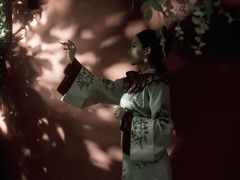 -九月鹰飞汉服摄影工作室