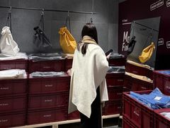 -M Stand(成都COSMO店)