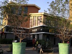 -麦当劳(欢乐谷店)