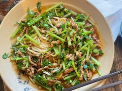 -方铲铲·成都板凳面(滨江银泰店)