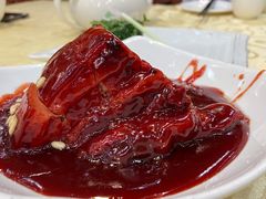 鸿运樱桃肉-大鸿运酒店·苏州菜·松鼠桂鱼(观前街店)