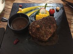 牛排-威克特披萨汉堡