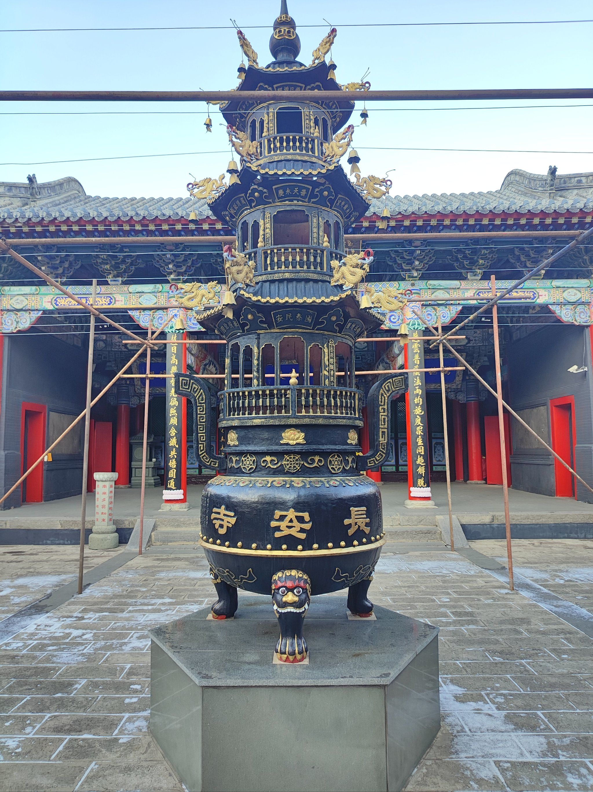 古老而又宁静的长安寺,落在繁华的中街,个闹中取静的地方