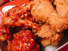 -BHC炸鸡(明洞总店)
