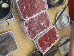 -杨老板·海鲜集市火锅·鲜切牛肉(中防万宝店)