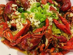 -喝丢一只鞋海鲜烧烤·海肠捞饭(文体街店)