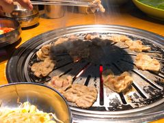 -老炉家木炭烤肉(长江国际店)