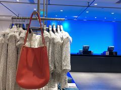 -URBAN REVIVO(欢乐海岸购物中心店)