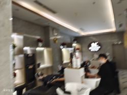 -Meng Lang 梦郎白金店