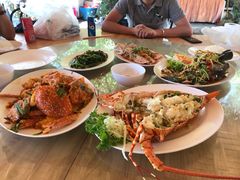 石斑鱼-拉威海鲜市场
