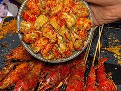 -何师烧烤Pro ·江湖川菜·小龙虾·精酿啤酒(太古里旗舰店)