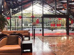 -深圳隐秀山居酒店