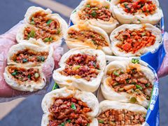 -李与白包子铺(桐梓林店)