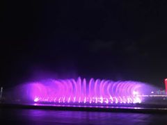 -东港音乐喷泉广场