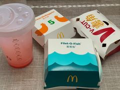 -麦当劳(展览路店)