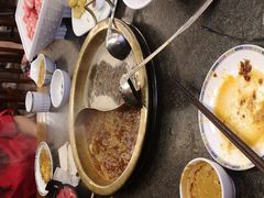 -小天鹅火锅·一线江景洪鼎旗舰店(洪崖洞店)