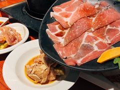 -山之屋炭火烧肉·生啤畅饮(大朗万科中央公园店)