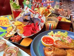 -Famous肥猫墨西哥音乐餐吧(五棵松华熙LIVE店)