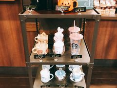 零售区-星巴克(宁波老外滩店)