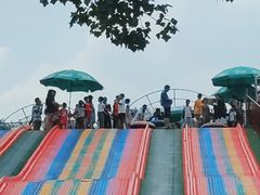 -松山湖梦幻百花洲