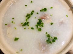 -新大咀港式茶餐厅(宝山万达店)