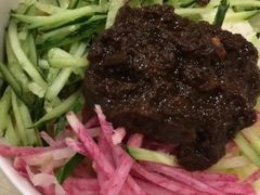 -黑八私房老北京炸酱面