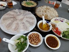 -官塘陈记鱼生·潮汕砂锅粥·牛肉火锅(潮枫路总店)