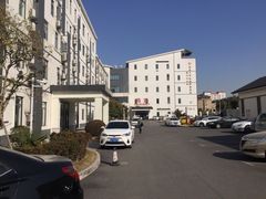 -上海市宝山区罗店医院