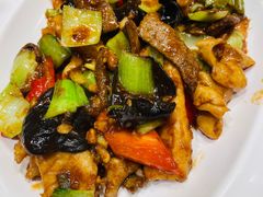 -鑫巴蜀小镇 · 水煮鱼专研店(玉桥店)
