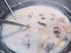 -陈大锅·岳阳鱼馆·地道岳阳菜(美食街店)