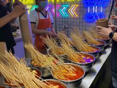 钵钵鸡-大学城夜市大排档(凤栖路店)