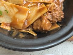 竹笋牛腩煲-肥仔文澳门猪骨煲(南京西路店)